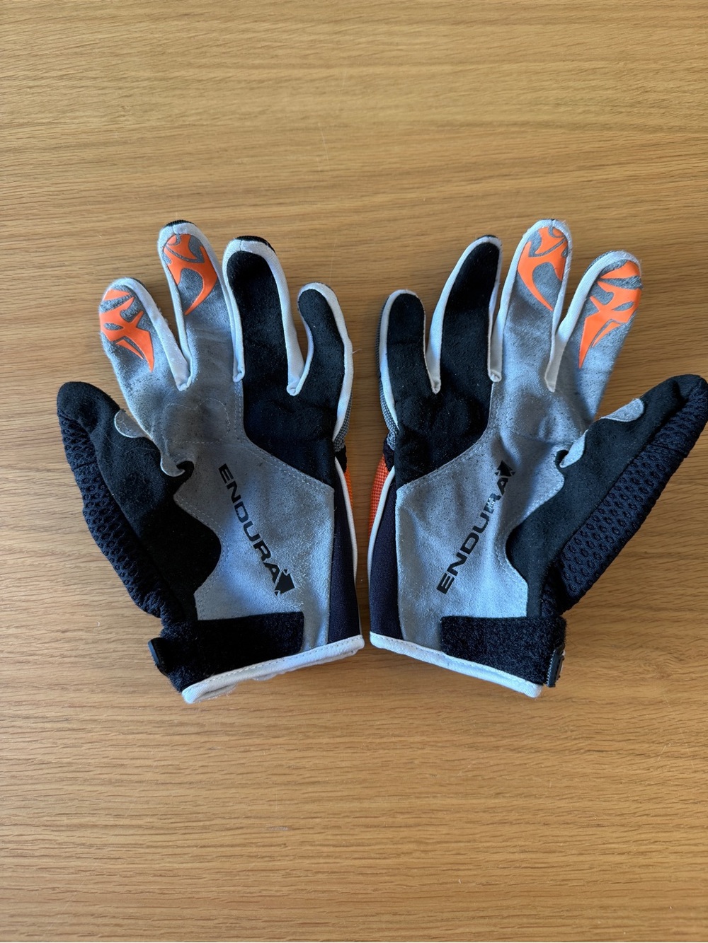 Endura Men’s Orange and Black MTB Gloves - L - Picture 4 of 6
